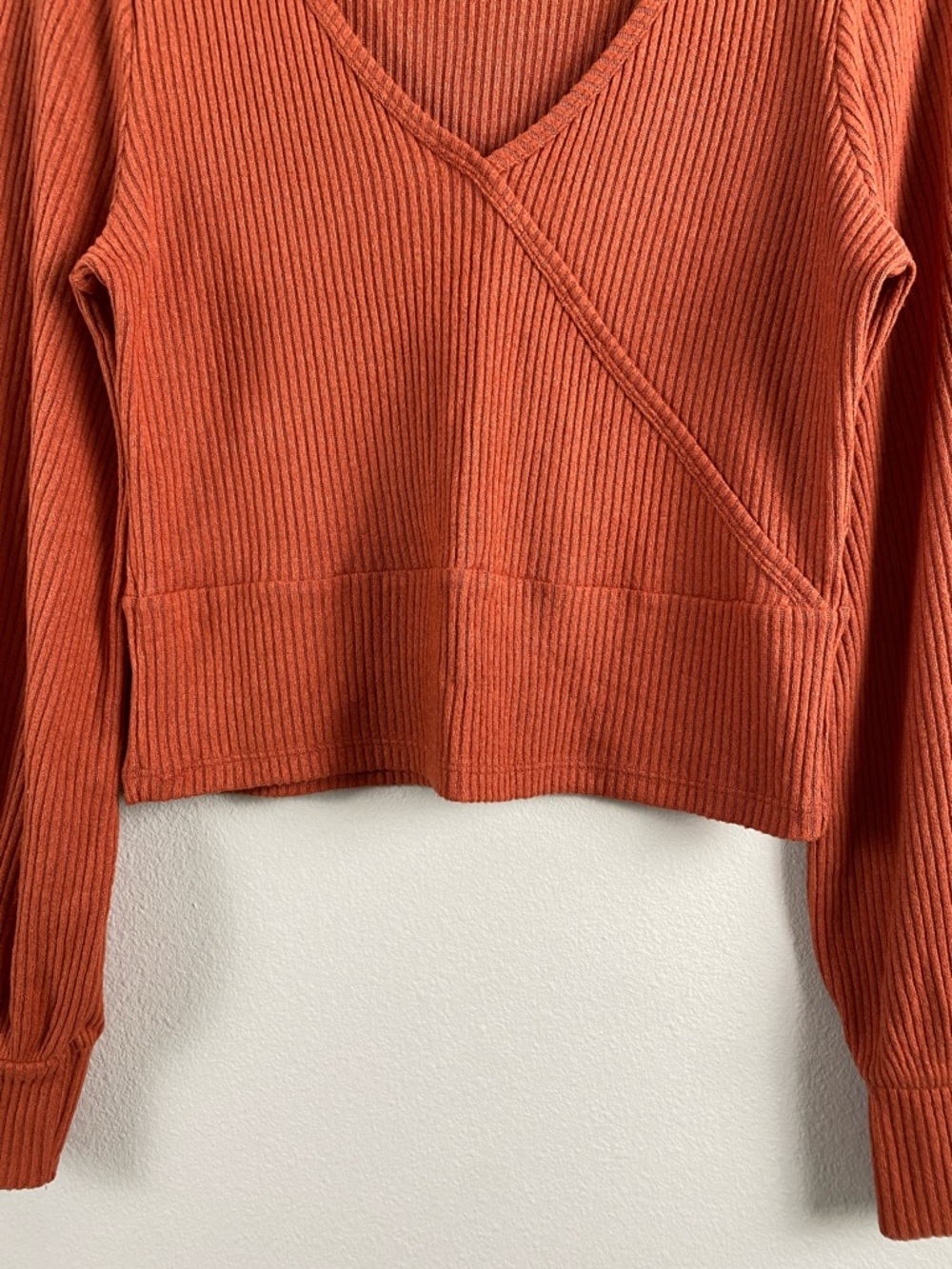 Hollister Ribbed Knit Long Sleeve Top/Tee | V Neck | Rust - Picture 4 of 14